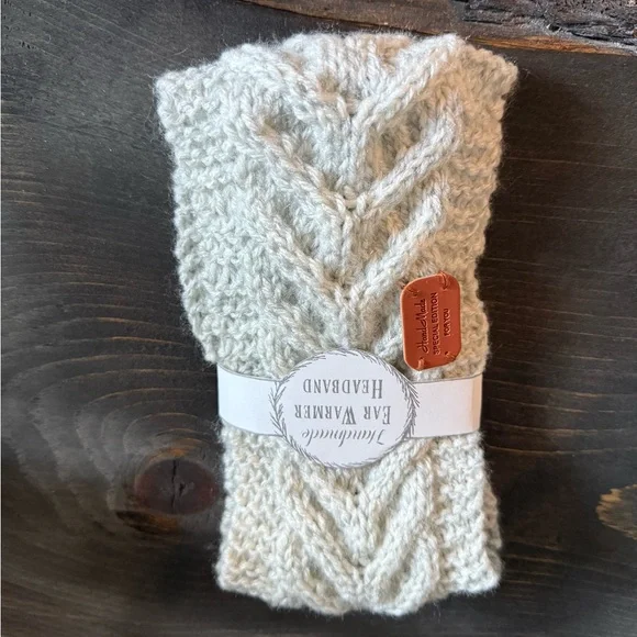 Handmade Knit Ear Warmer in Cream - Picture 6 of 6